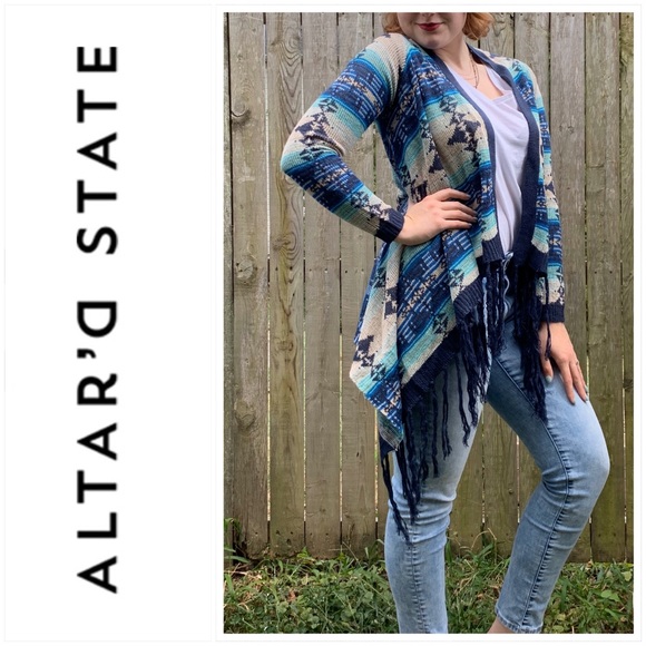 Altar'd State Sweaters - 3/$20❄️ Alter’d State Aztec Tassel Cardigan Small
